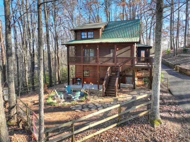 22 Running Bear Ridge, Blue Ridge, GA 30513