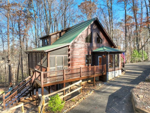 22 Running Bear Ridge, Blue Ridge, GA 30513