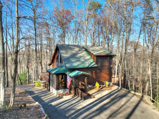22 Running Bear Ridge, Blue Ridge, GA 30513