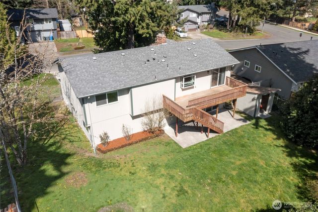 2210 27th Avenue SE, Puyallup, WA 98374