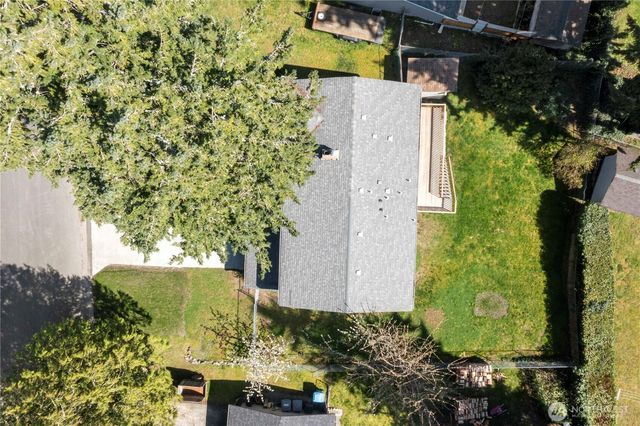 2210 27th Avenue SE, Puyallup, WA 98374