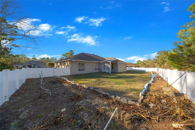 27 VINCA STREET, Homosassa, FL 34446