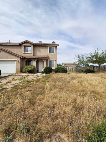 13532 sage, Hesperia, CA 92344