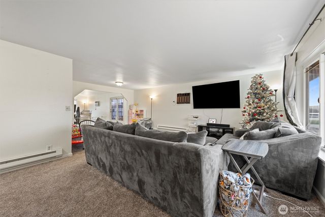 640 S Clover Drive, Moses Lake, WA 98837