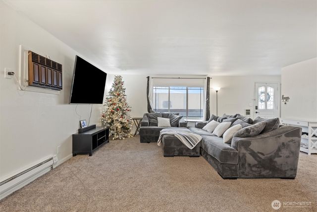 640 S Clover Drive, Moses Lake, WA 98837