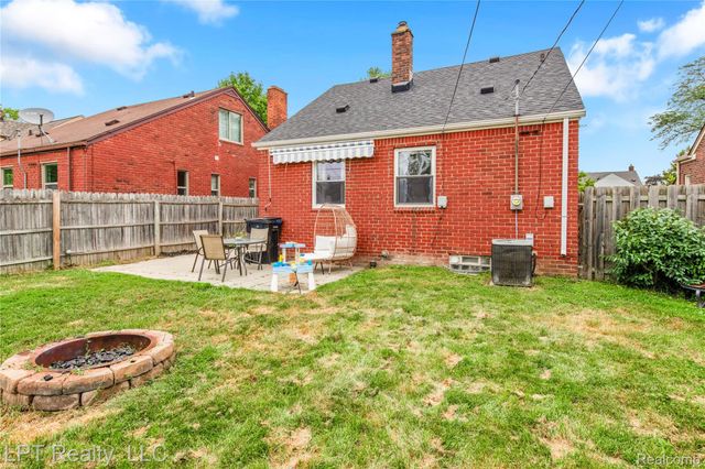 1650 19th Street, Wyandotte, MI 48192