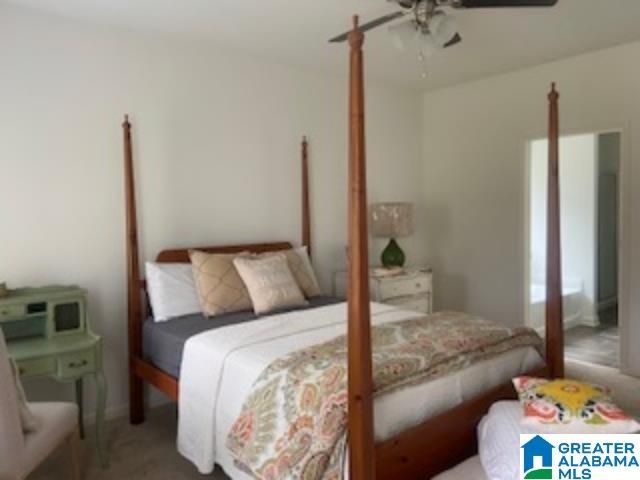 786 VALLEY CIRCLE, Leeds, AL 35094