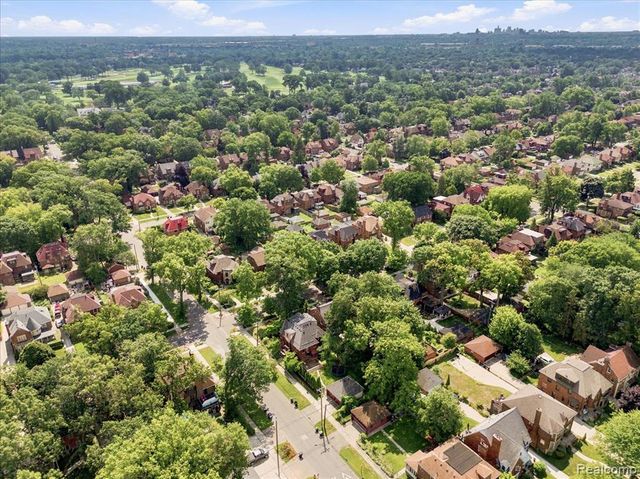 18084 Birchcrest Drive, Detroit, MI 48221