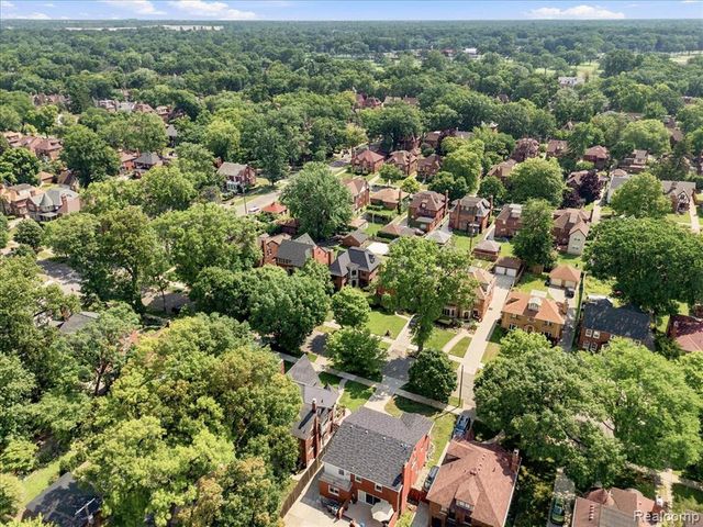 18084 Birchcrest Drive, Detroit, MI 48221