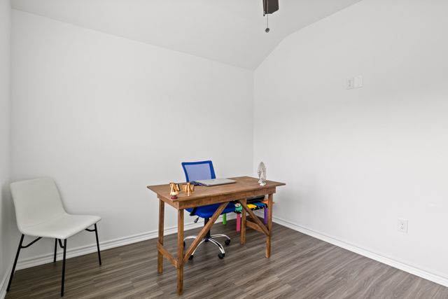 103 St. James, Mt Pleasant, TX 75455