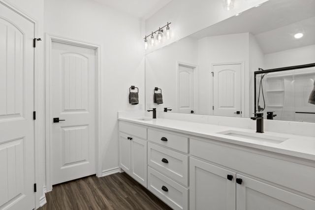 103 St. James, Mt Pleasant, TX 75455