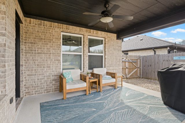 103 St. James, Mt Pleasant, TX 75455