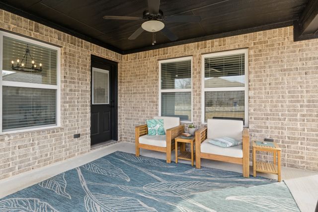 103 St. James, Mt Pleasant, TX 75455