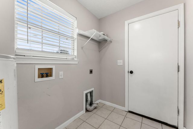 9110 Sunshine Drive, Youngstown, FL 32466