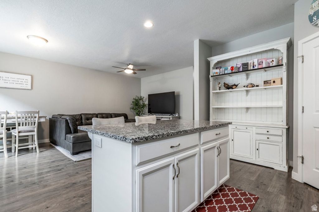 Image 12 of property listing at 3763 S 3175 W, West Haven, UT 84401