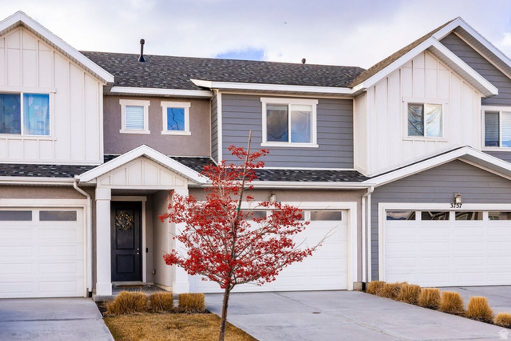 Image 24 of property listing at 3763 S 3175 W, West Haven, UT 84401