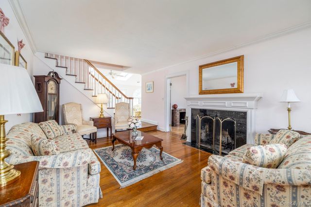 157 Windsor Avenue, Rockville Centre, NY 11570