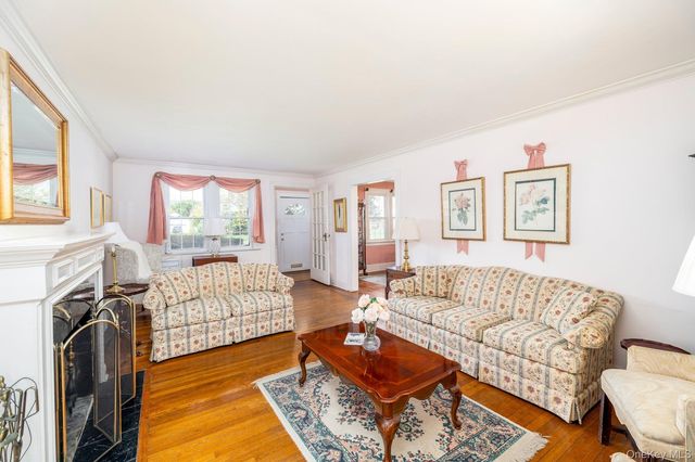 157 Windsor Avenue, Rockville Centre, NY 11570
