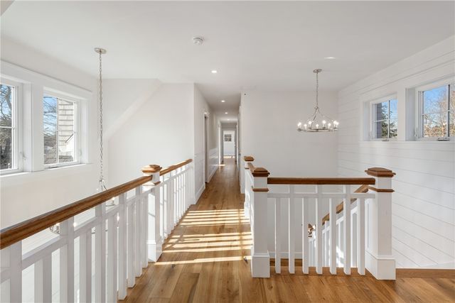 1 Knowlton Court, Bristol, RI 02809