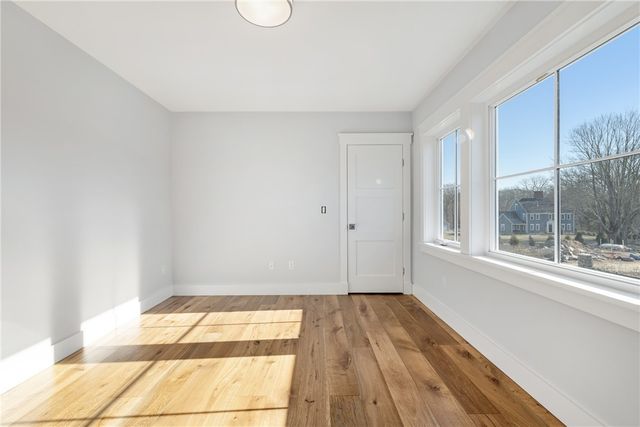 1 Knowlton Court, Bristol, RI 02809