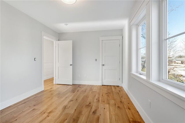 1 Knowlton Court, Bristol, RI 02809