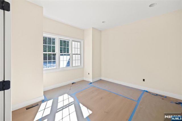 704 Orangeburgh, River Vale, NJ 07675