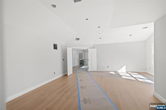 704 Orangeburgh, River Vale, NJ 07675
