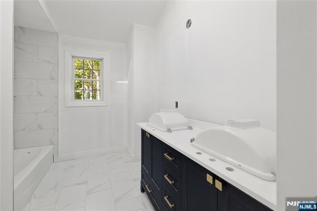 704 Orangeburgh, River Vale, NJ 07675