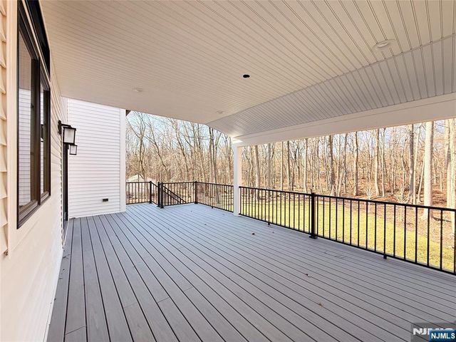 704 Orangeburgh, River Vale, NJ 07675