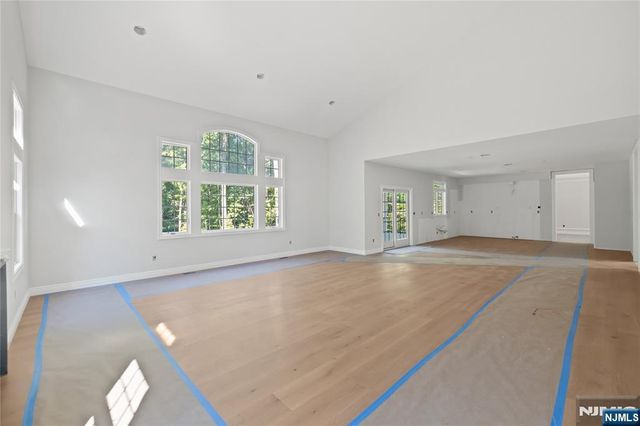 704 Orangeburgh, River Vale, NJ 07675