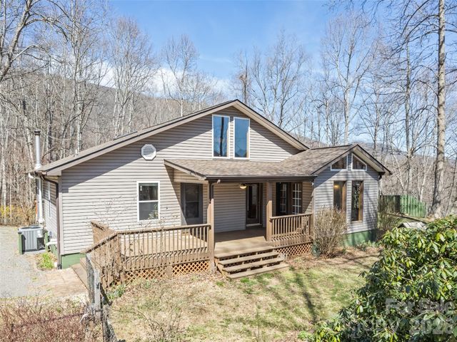401 Tipstill Cove, Waynesville, NC 28786