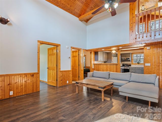 401 Tipstill Cove, Waynesville, NC 28786