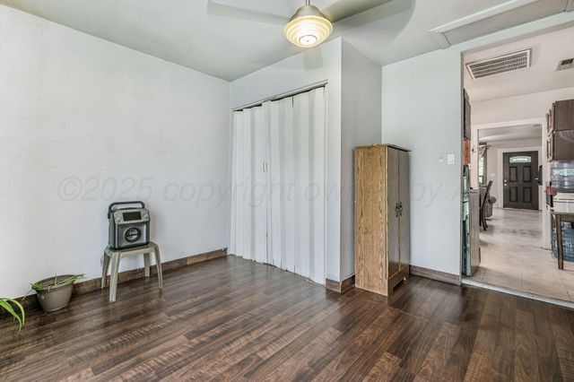 126 S Nelson Street, Pampa, TX 79065