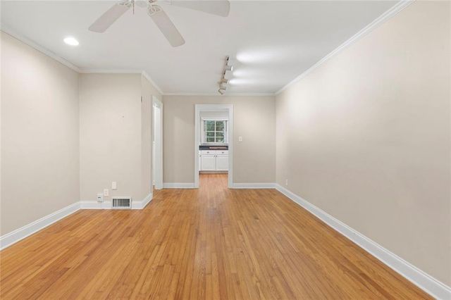 129 Parkside Circle, Decatur, GA 30030