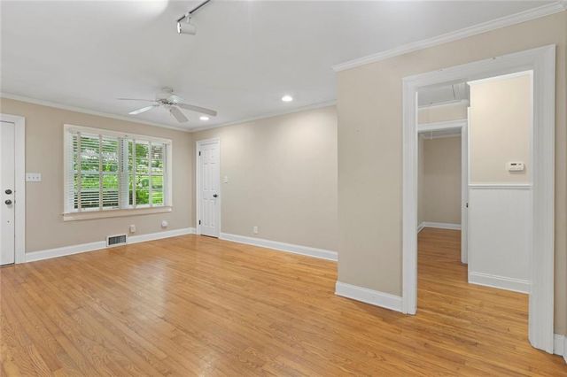 129 Parkside Circle, Decatur, GA 30030