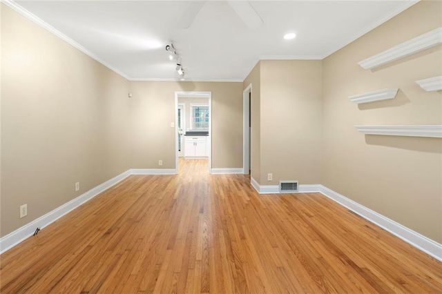 129 Parkside Circle, Decatur, GA 30030