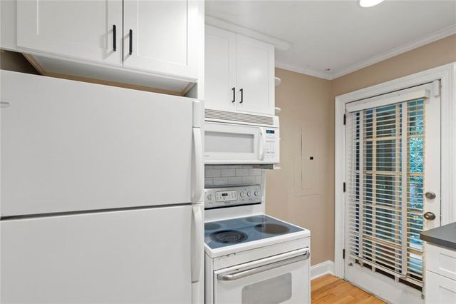 129 Parkside Circle, Decatur, GA 30030
