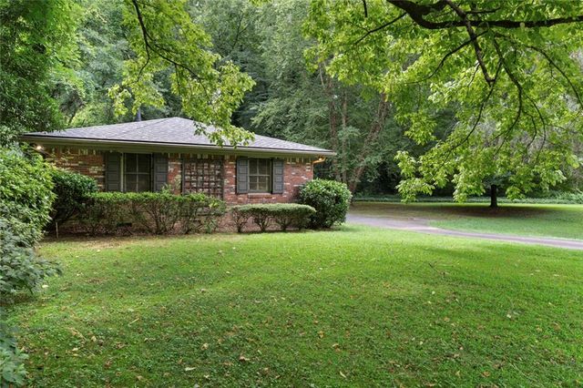 129 Parkside Circle, Decatur, GA 30030