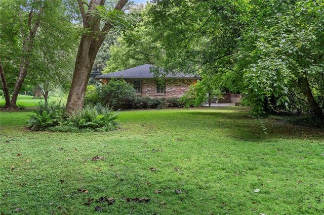 129 Parkside Circle, Decatur, GA 30030