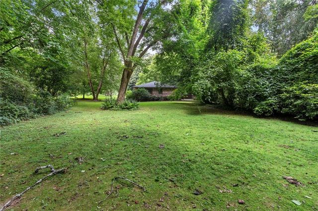129 Parkside Circle, Decatur, GA 30030