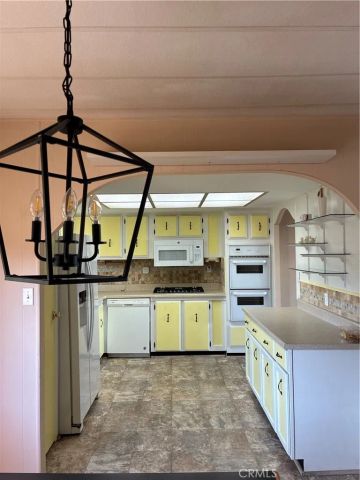 6741 Lincoln 37, Buena Park, CA 90620