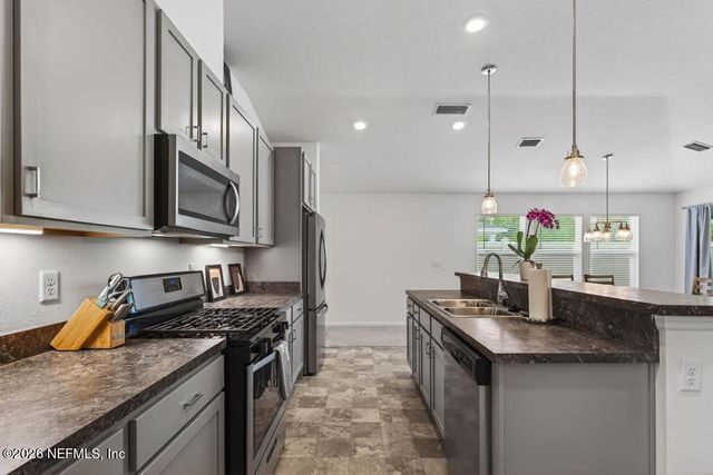 13502 BROOKWATER Drive, Jacksonville, FL 32256