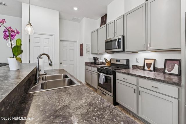 13502 BROOKWATER Drive, Jacksonville, FL 32256
