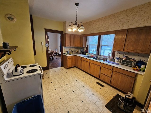 8543 Jericho Road, Brutus, NY 13166