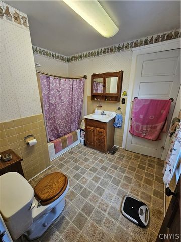 8543 Jericho Road, Brutus, NY 13166