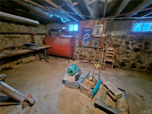 8543 Jericho Road, Brutus, NY 13166