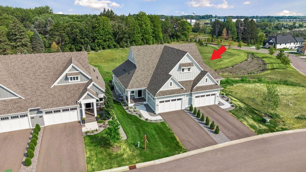 89 Spring Farm Road, North Oaks, MN 55127 — exterior