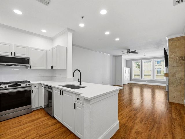 2732 VIA MURANO 524, Clearwater, FL 33764