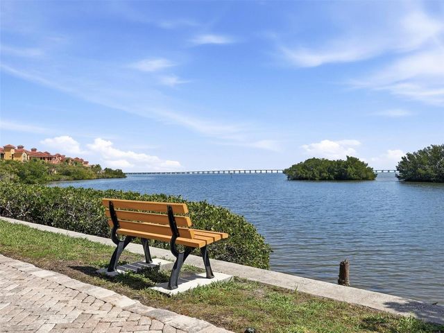 2732 VIA MURANO 524, Clearwater, FL 33764