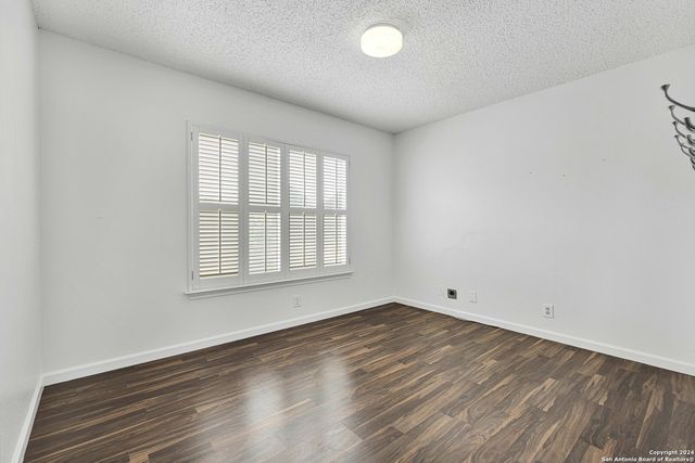 9230 NEW KENTON, San Antonio, TX 78240